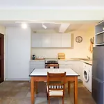 Quarterdeck Cottage Kalk Bay - No Load Shedding